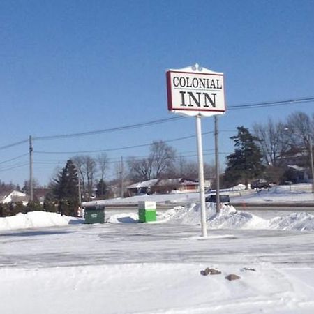 Colonial Inn Dyersville Exterior foto